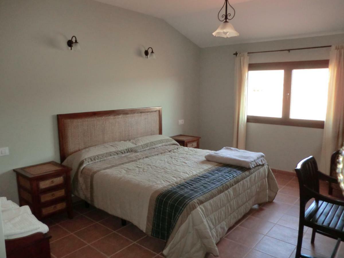 C.Rural Huertadeltiocruz Vendégház Mestanza Kültér fotó